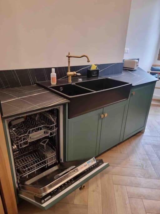Appartement Au Coeur De La Ville Корт Экстерьер фото