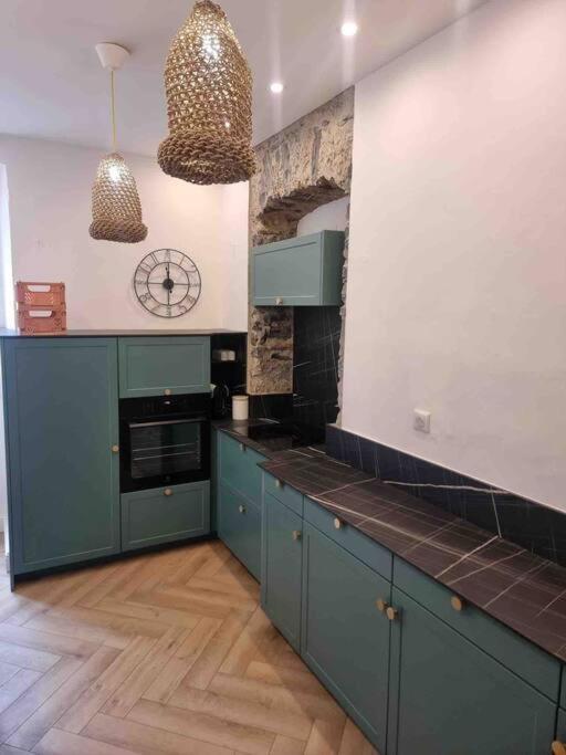 Appartement Au Coeur De La Ville Корт Экстерьер фото