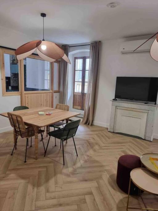 Appartement Au Coeur De La Ville Корт Экстерьер фото