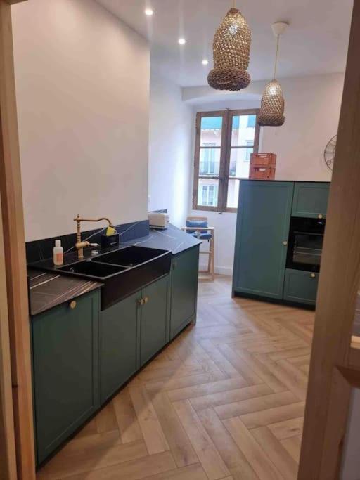 Appartement Au Coeur De La Ville Корт Экстерьер фото