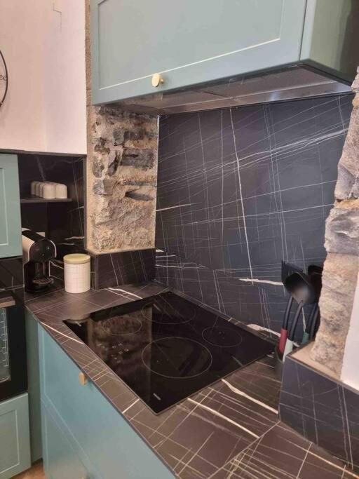 Appartement Au Coeur De La Ville Корт Экстерьер фото