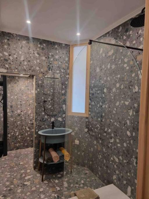 Appartement Au Coeur De La Ville Корт Экстерьер фото